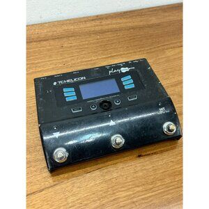 TC HELICON VoiceLive Play Acoustic Guitar And Vocal Effects Processor Pedal
